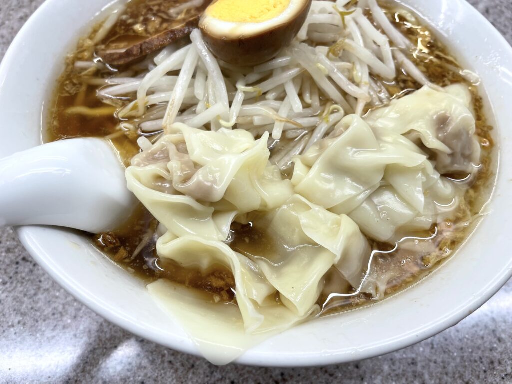 喜楽　ワンタン麺
